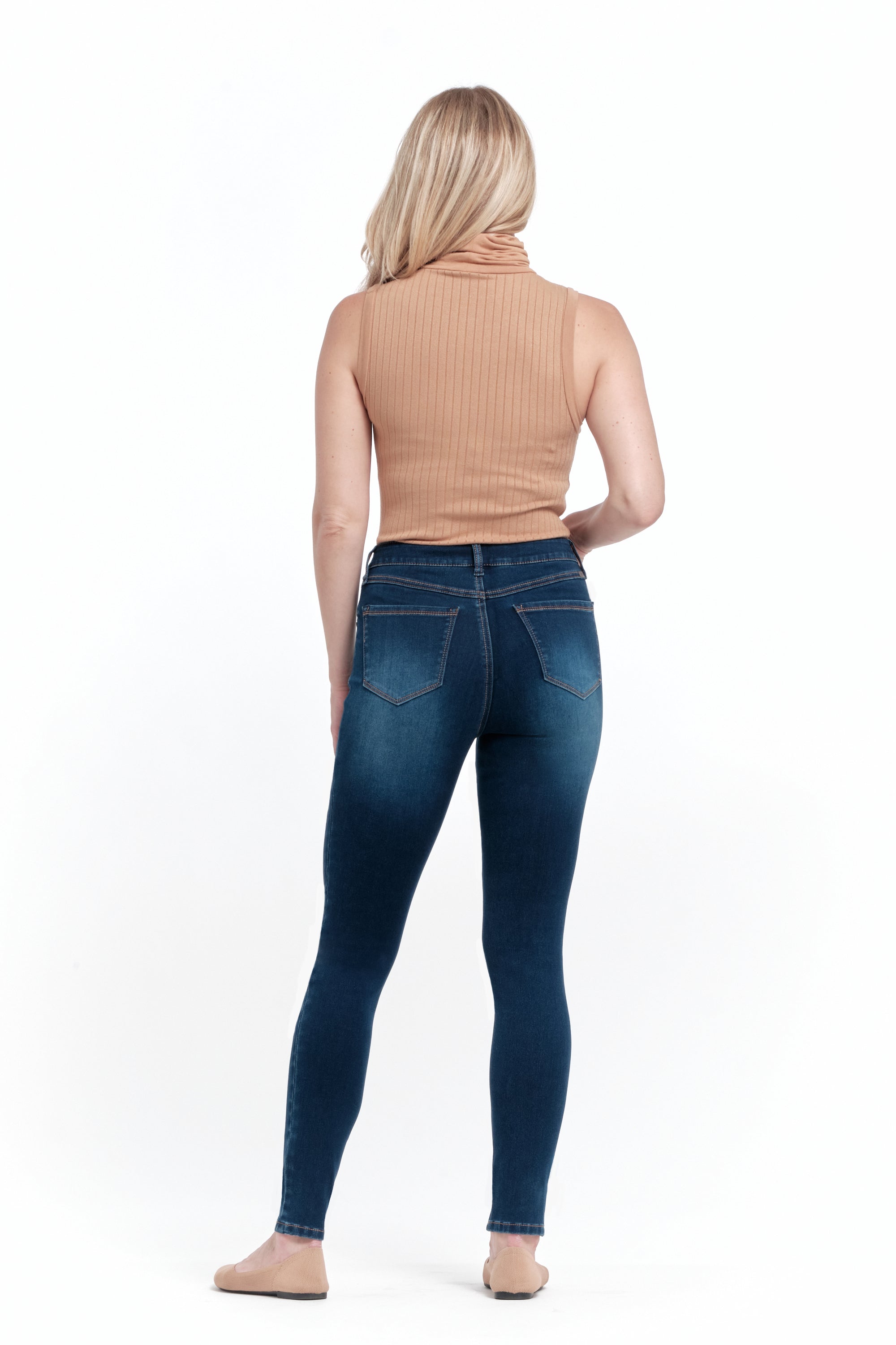 Ava Butter Skinny in Lennox