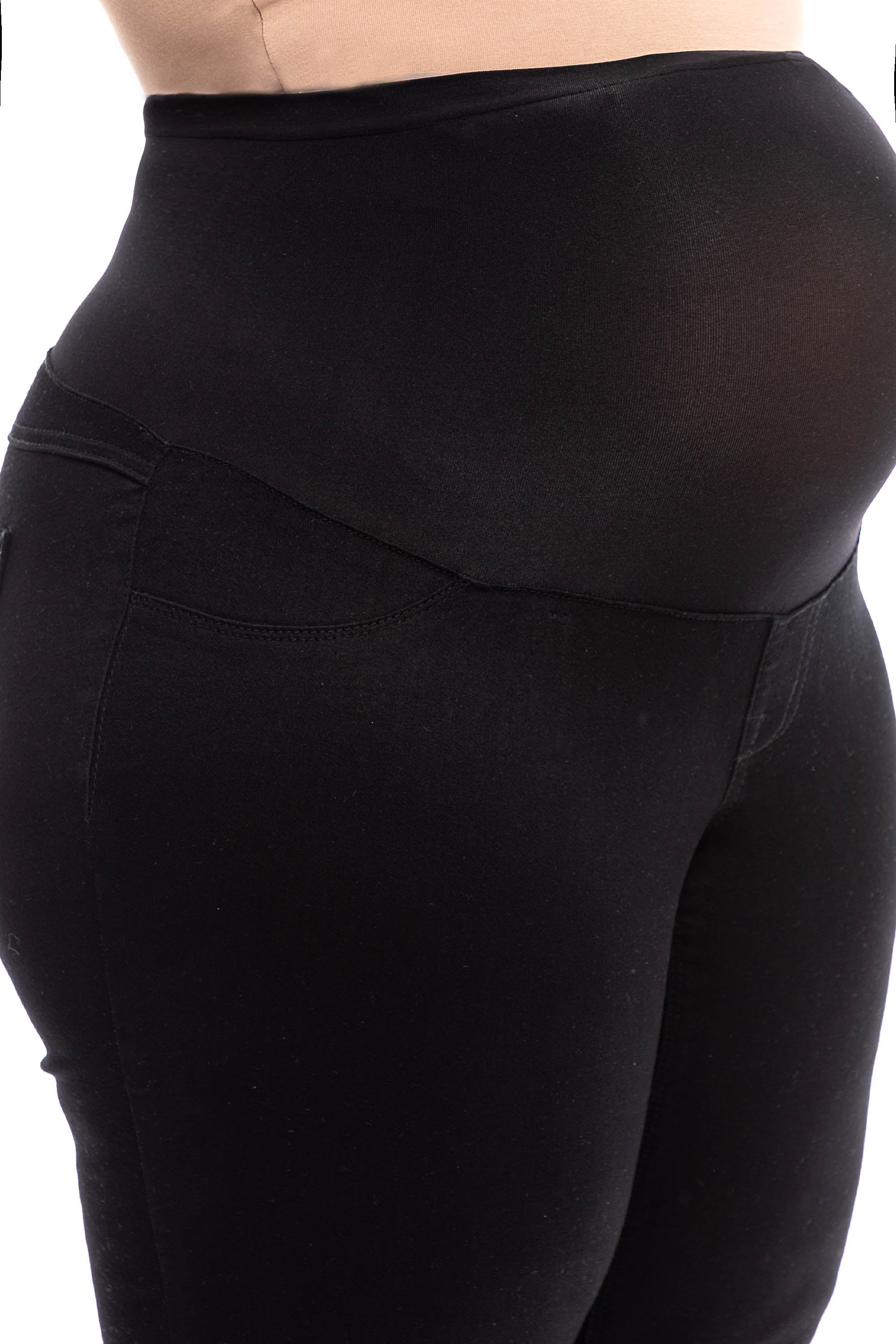 Maternity Plus Skinny w/ Bellyband in Black