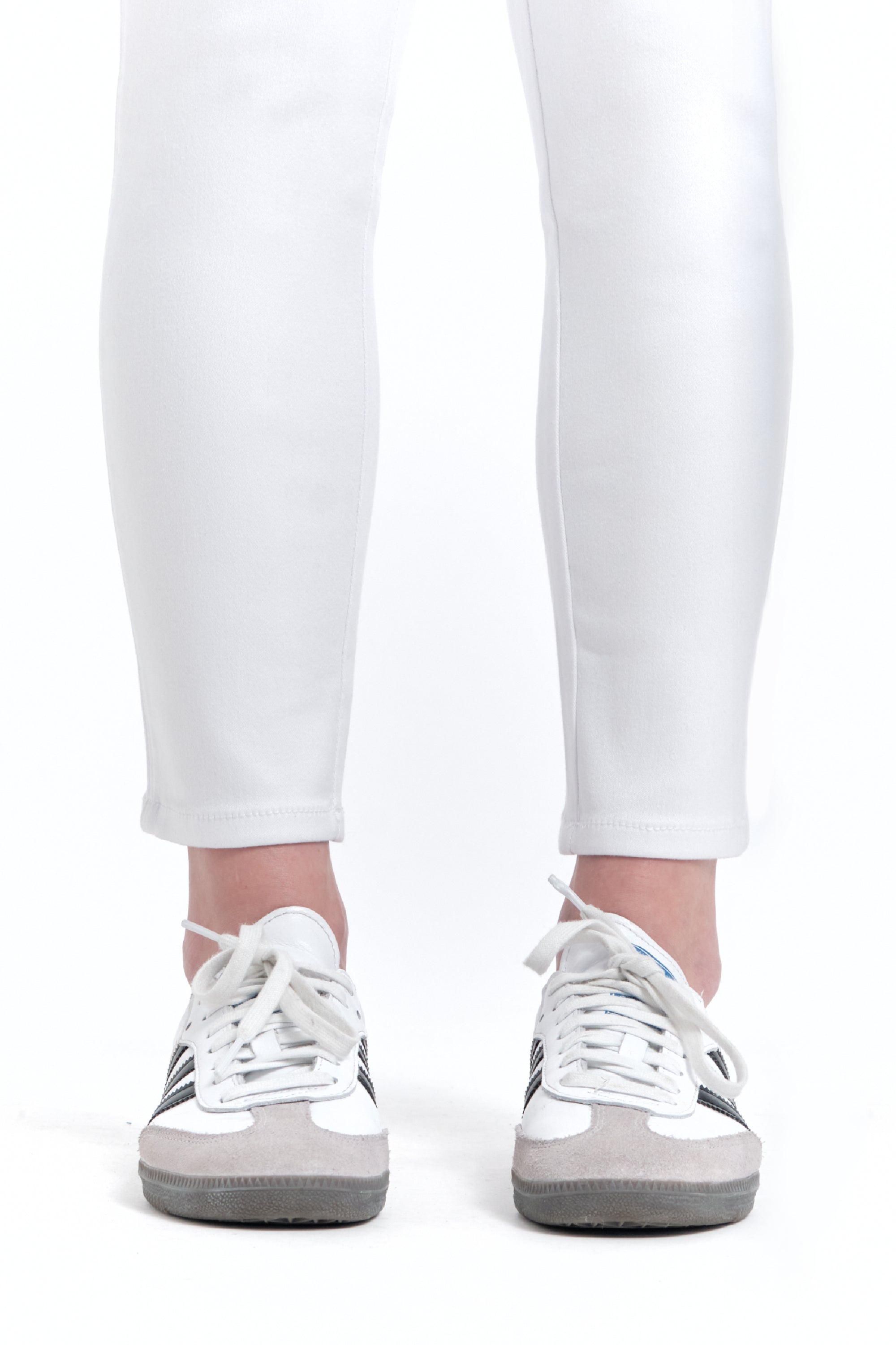 Gia Butter Ankle Skinny in White