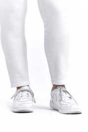 Ava Petite Butter Skinny in White