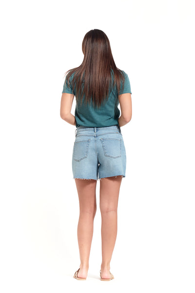 Classic Loose Short with Fray Hem in Edith