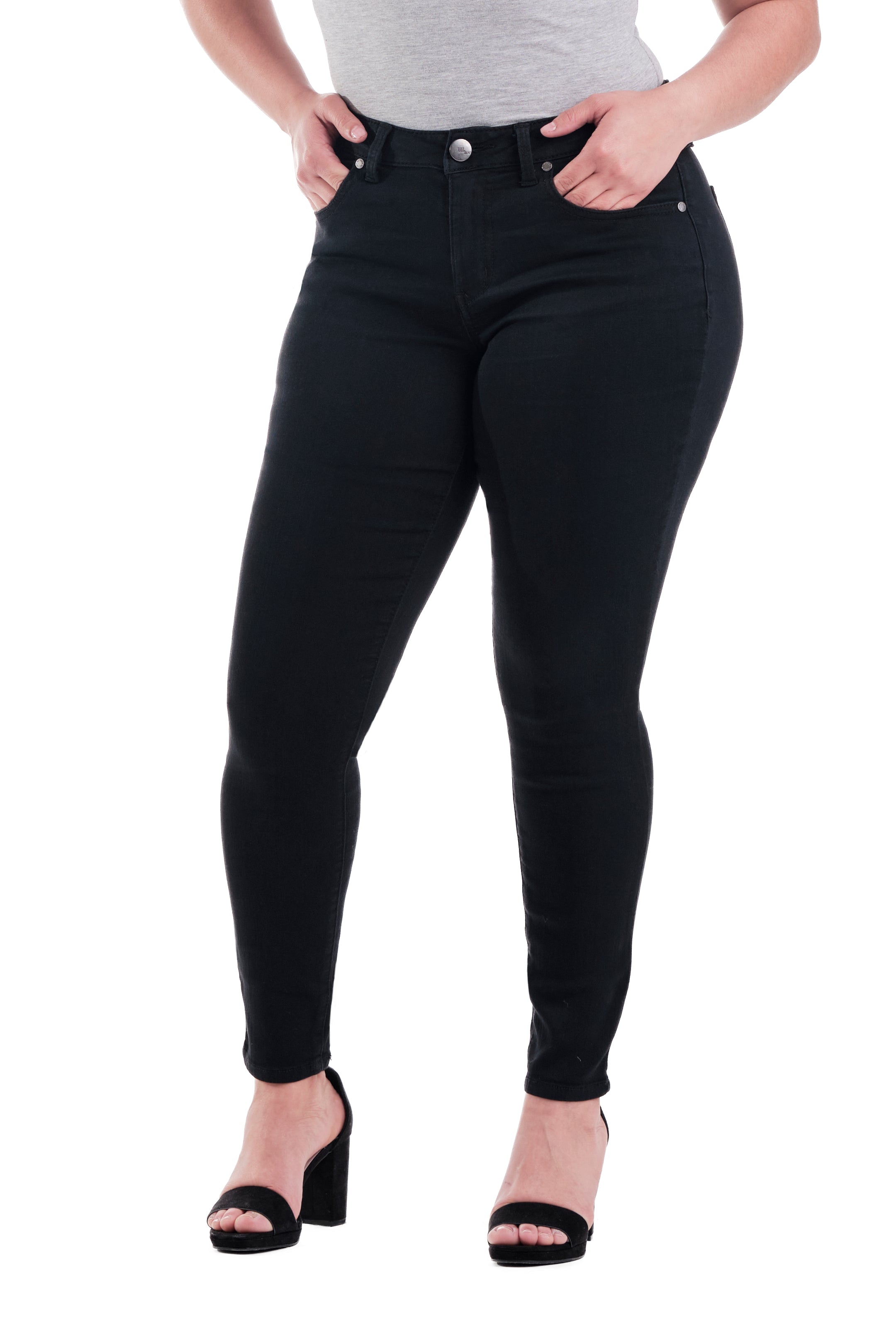 Curvy No Gap Skinny in Black